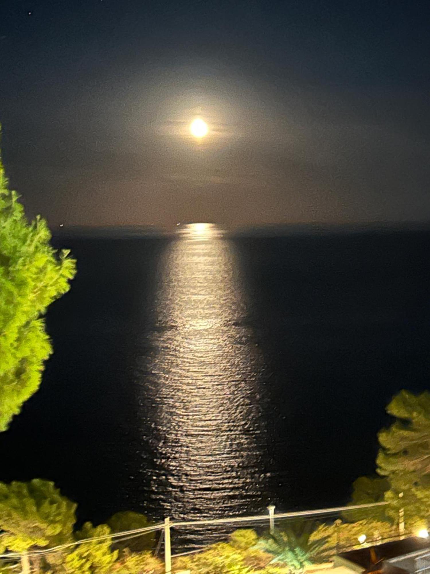 Mondello Addaura Addisio Suite Палермо Екстериор снимка